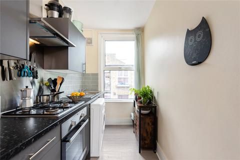 2 bedroom apartment to rent, Glyn Road, London, E5