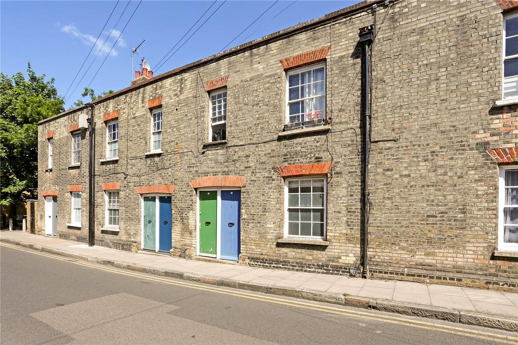 Deal Street, London, E1 1 bed apartment £400,000