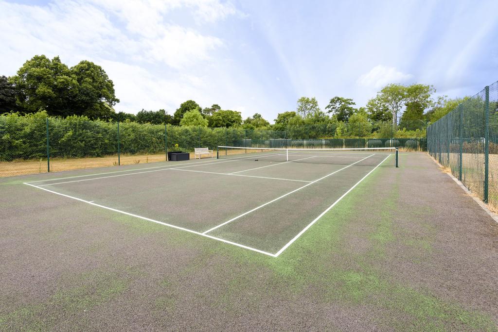 Tennis Courts