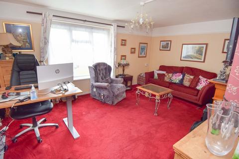 54a Antrobus Road, Amesbury, Salisbury, SP4 7NF