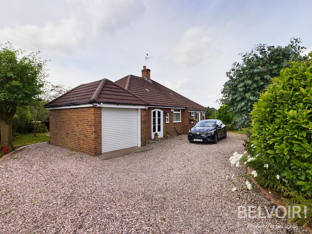 Common Lane, Rough Close, Meir Heath... 3 bed bungalow £399,950