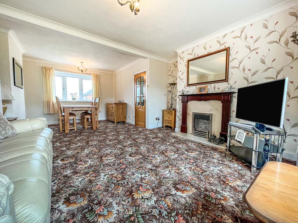 Vicarage Estate, Wingate, Durham... 3 bed semidetached house £119,950