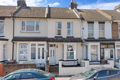 67 May Road, Gillingham, ME7 5UU