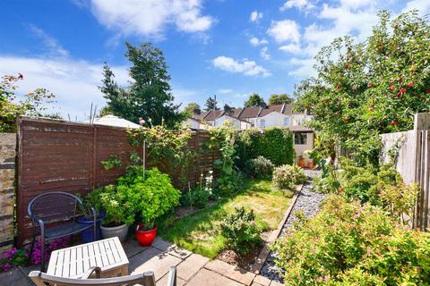 67 May Road, Gillingham, ME7 5UU