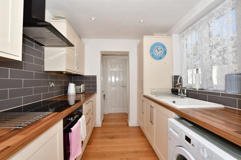 67 May Road, Gillingham, ME7 5UU