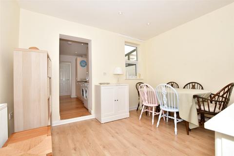 67 May Road, Gillingham, ME7 5UU