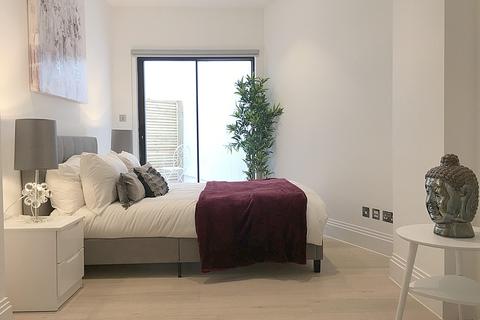 1 bedroom flat to rent, Bourlet Close, London W1W