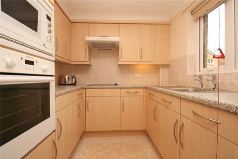 1 bedroom apartment for sale, Wilmot Court, 76-84 Victoria Road, Farnborough, Hampshire, GU14
