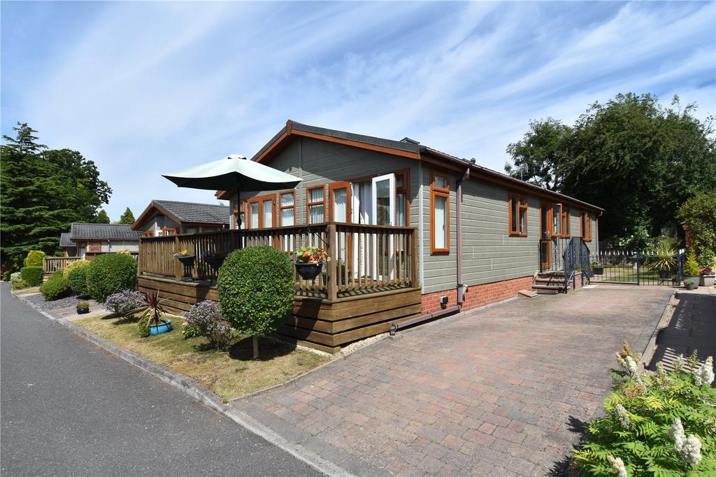 Hanbury Road, Hanbury, Droitwich, WR9 2 bed retirement property for