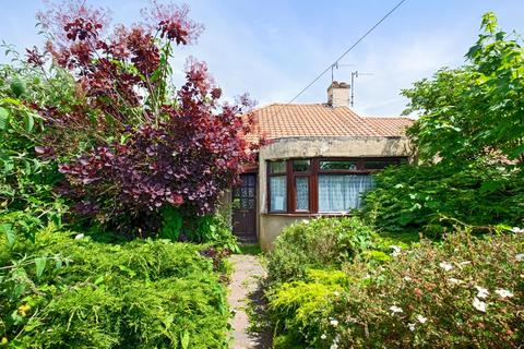 2 bedroom bungalow for sale - Thornhill Avenue, Brighton, BN1