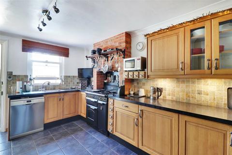 5 bedroom semi-detached house for sale - Crook Road, Brenchley, Tonbridge, Kent, TN12