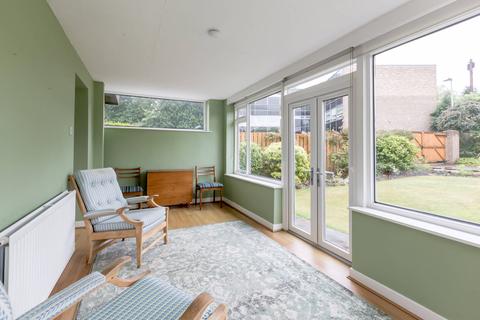 34 Silverknowes Terrace, Edinburgh, EH4 5HL