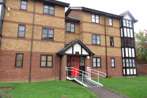 1 bedroom flat for sale, Woodvale Way, London NW11