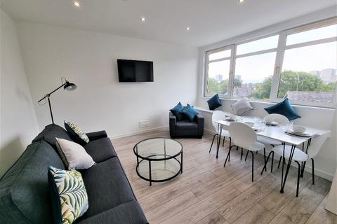 3 bedroom flat to rent, Dunbar Street, Old Aberdeen, Aberdeen, AB24