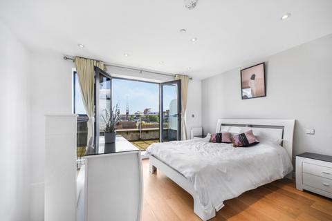 25 Tiller Road, London, E14 8PY