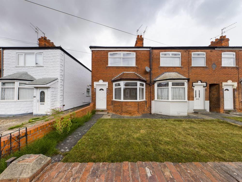 Seaton Road, Hessle, HU13 2 bed terraced house £135,000