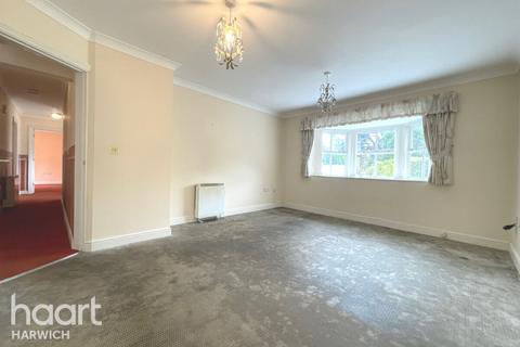 2 bedroom maisonette for sale, Michaelstowe Drive, HARWICH