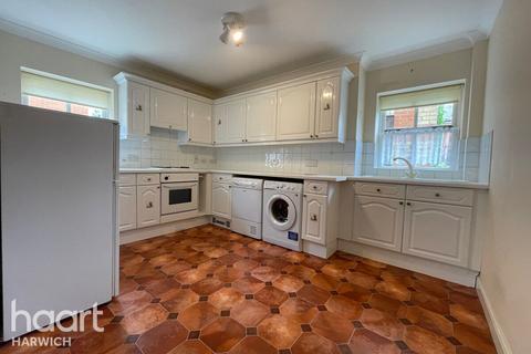 2 bedroom maisonette for sale, Michaelstowe Drive, HARWICH