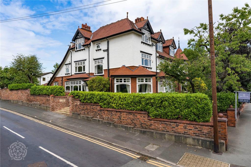 Worsley Road, Swinton, Manchester... 4 bed semidetached house £750,000