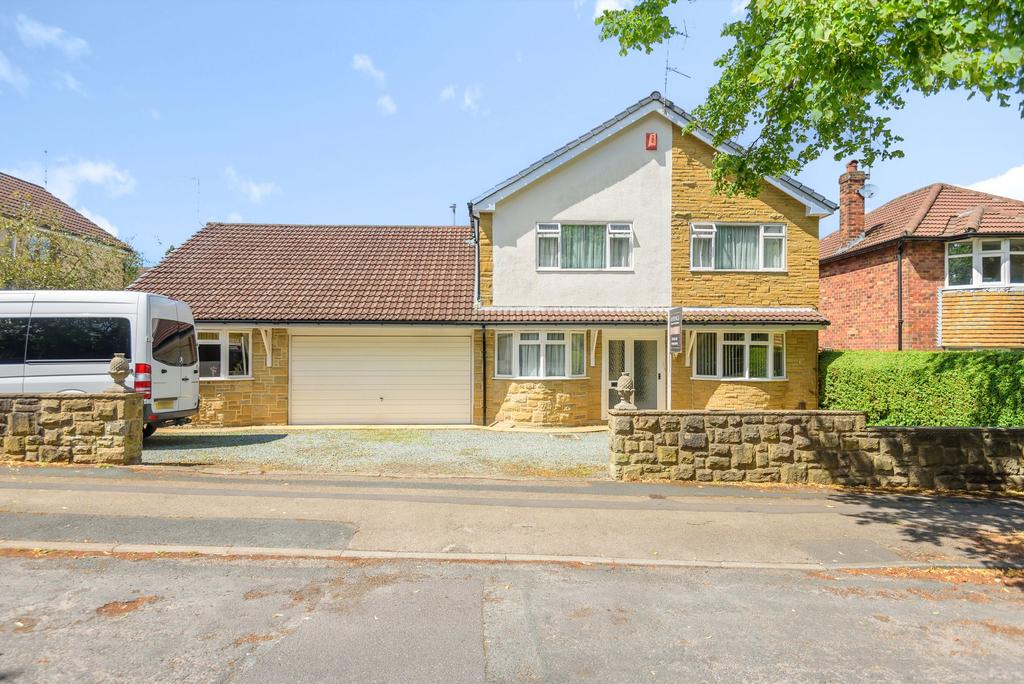 St. Road, Harrogate, HG2 5 bed detached house for sale £875,000