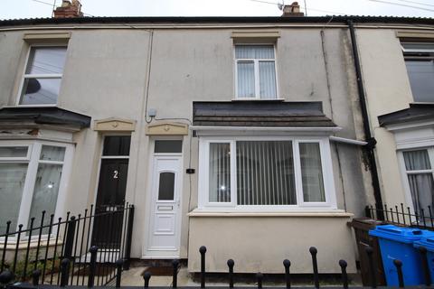 2 bedroom terraced house to rent, Mables Villas, Holland St, Hull, HU9