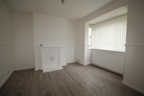 2 bedroom terraced house to rent, Mables Villas, Holland St, Hull, HU9