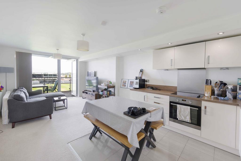 Living room-kitchen