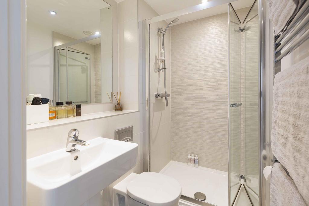Ensuite