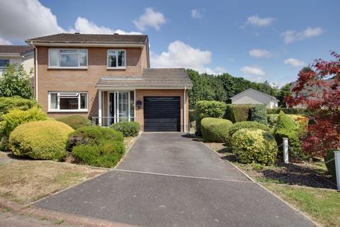 25 Barlow Road, Barnstaple, EX31 1TR