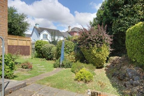 25 Barlow Road, Barnstaple, EX31 1TR