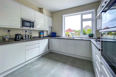 22 Ravine Road, Bournemouth, BH5 2DU