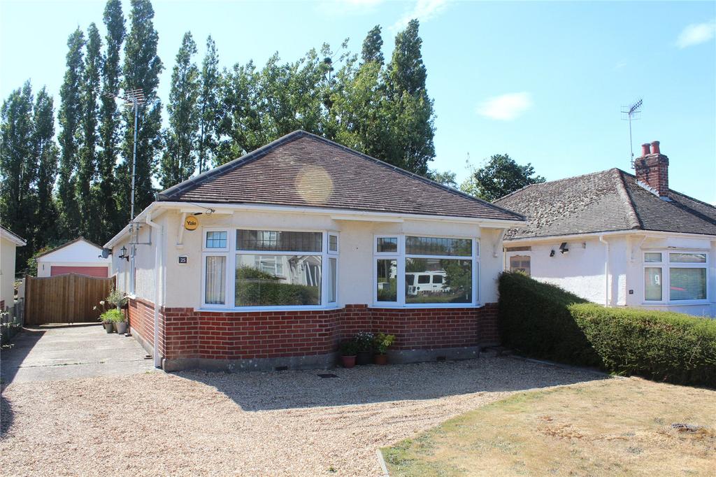 North Poulner Road, Ringwood, BH24 3 bed bungalow for sale £650,000