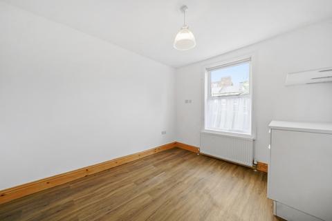 5 bedroom house share to rent - Fairfax Road, Finsbury Park