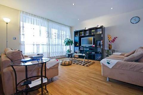 2 bedroom flat for sale, Wards Wharf Approach, Docklands, London, E16