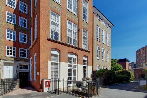 2 Old School Square, London, E14 7DJ