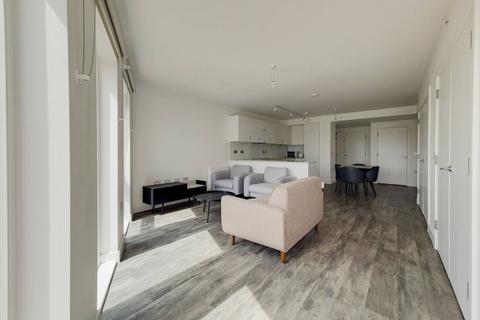 3 bedroom flat to rent - Adlay Apartments, Silvertown, London, E16