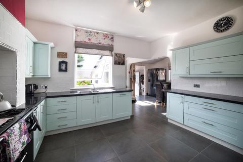 5 bedroom bungalow for sale - Bod Idris Rhyl Road, Rhuddlan, Denbighshire LL18 2TS
