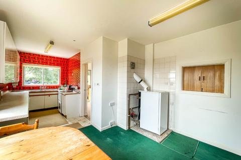 16 Brodawel, Llannon, Llanelli, SA14 6BJ