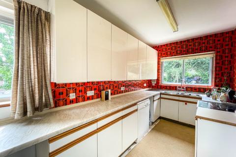 16 Brodawel, Llannon, Llanelli, SA14 6BJ