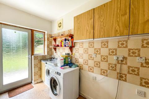 16 Brodawel, Llannon, Llanelli, SA14 6BJ