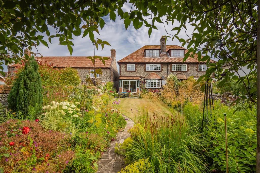 West Runton 5 bed semidetached house for sale £650,000