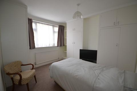 41 York Avenue, Stanmore, HA7 2HT