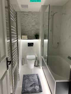 2 bedroom flat to rent, Arthur Road, London, SW19