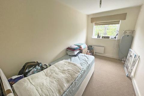 2 bedroom apartment for sale - Linnets Park, Runcorn