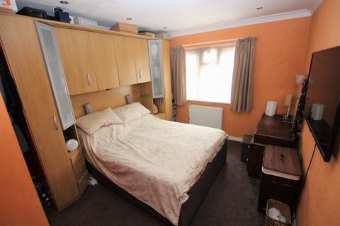 60 Ridge Way, Crayford, Dartford, DA1 3PS