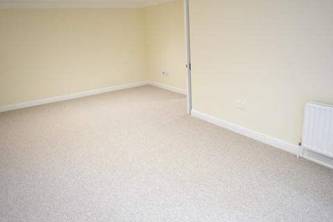 2 bedroom apartment to rent, East Cliff Manor, 45 Christchurch Road