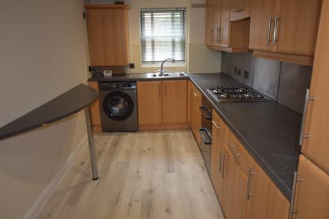 2 bedroom apartment to rent, East Cliff Manor, 45 Christchurch Road