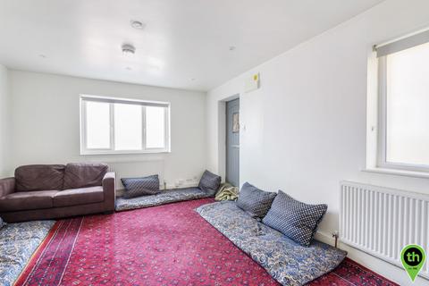 29 Burrell Close, Edgware, HA8 8YZ