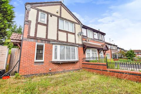 3 bedroom semi-detached house to rent, Wynne Close, Beswick, Manchester, M11
