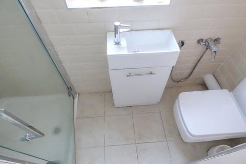 10 Leeds Road, Blackpool, FY1 4HQ